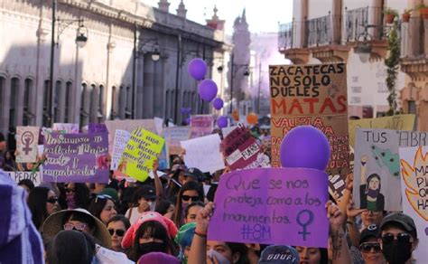 15000 mujeres participan en marcha 8M en Zacatecas hay 5 policías heridas