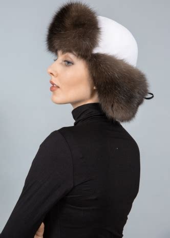 Эксклюзивные головные уборы, шапки BLACKGLAMA