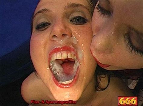 Piss Snapshots With Kathy And Annette Schwarz Copy Porn Pic