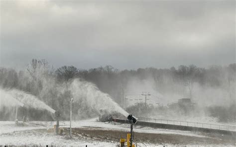 Snow Flies at Mad River Mountain – Peak of Ohio