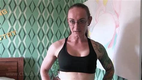 Buff Babe S Armwrestling Challenge Mp4 Muscle Babe Claudia Clips4sale