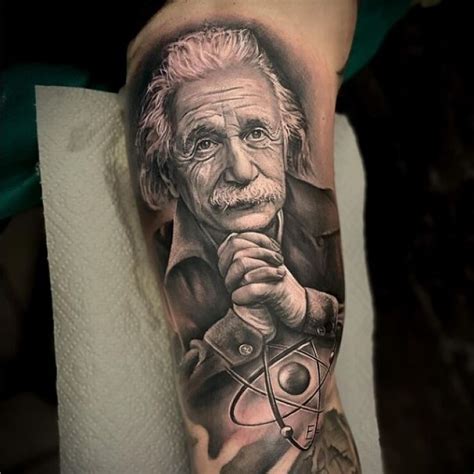 Tatuaż einstein | Autor: Lucky Tattoo - dziarownia.pl