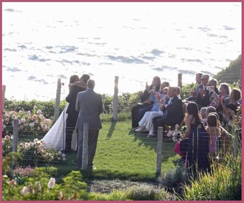 Inside Jon Hamm and Anna Osceola’s wedding at an outdoor ceremony in ...