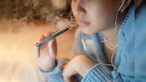 Vaping Issues: What Happens To Your Lungs When You Vape? | Health ...