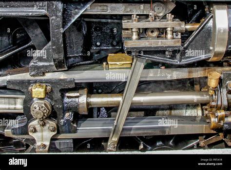 6100 Royal Scot Pistons Stock Photo Alamy