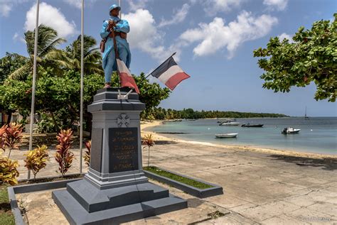 Marie Galante Saint Louis Le Monument Aux Morts Gil Malotaux