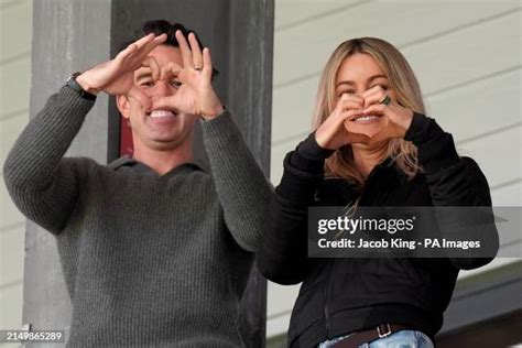 91 Kaitlin Olson Co Stock Photos, High-Res Pictures, and Images - Getty