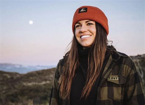 Who Is Laura Zerra From Naked And Afraid Comprehensive Information