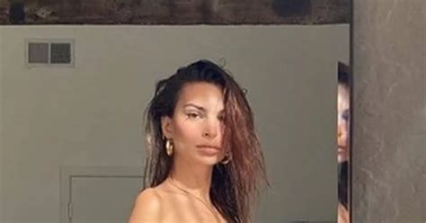 Pregnant Emily Ratajkowski Strips Completely Naked To Show Off Her Baby Bump Irish Mirror Online