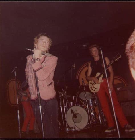 Memorabilia Sex Pistols Newport Stowaway Septembre