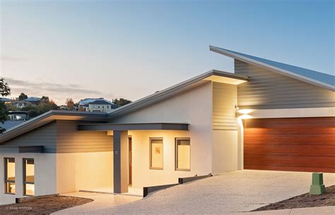 Blackwood Tri Level house by Yvonne Svensson Architect | ArchiPro AU