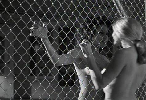 Nude Video Celebs Elizabeth Mitchell Nude Angelina Jolie Nude Gia