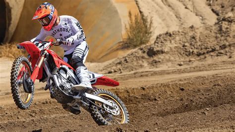 Mxa Race Test The Real Test Of The Honda Crf Motocross