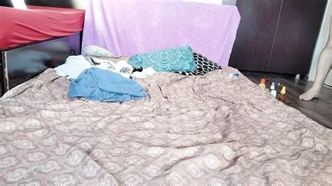 My Wife Gives Me A Handjob Until I Cum Amateur Couple Crazy Sex In The Bedroom Xhamster