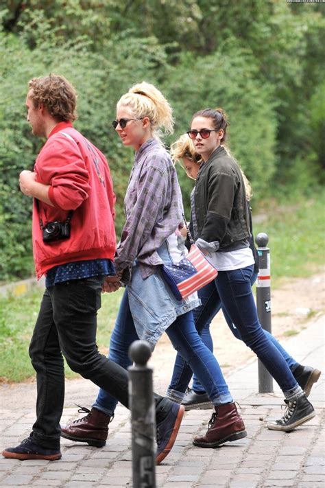 Kristen Stewart No Source Celebrity Candids Babe Posing Hot Beautiful Famous And Nude