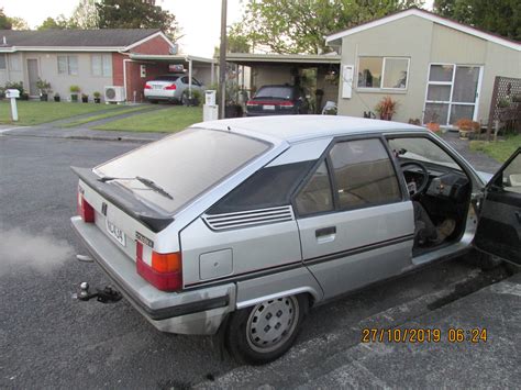 Riding the bx 19 reveals some surprisingly scenic city views 27