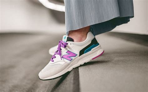 Модные женские кроссовки 2025: тренды сезона весна-лето