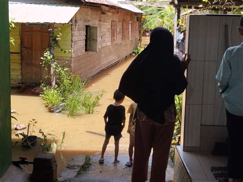 mimpi melihat banjir 2d 12