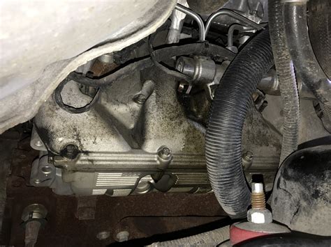 6.7 Oil leak right side of engine above valve cover in the middle