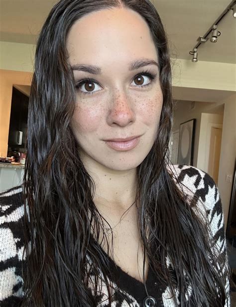 AlanaAraya (u/AlanaAraya) - Reddit