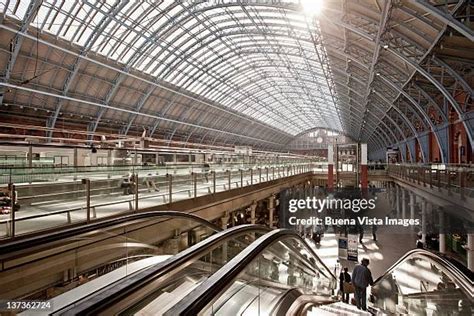 victoria station stock  high res pictures  images