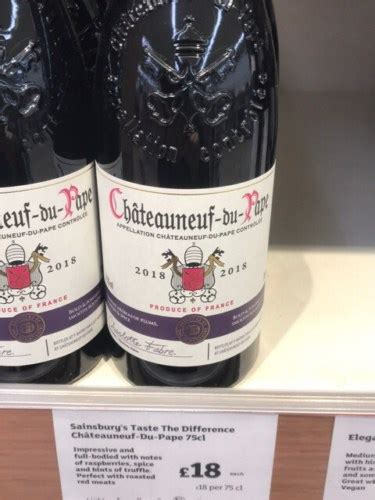 2018 Sainsbury s Châteauneuf du Pape Vivino US