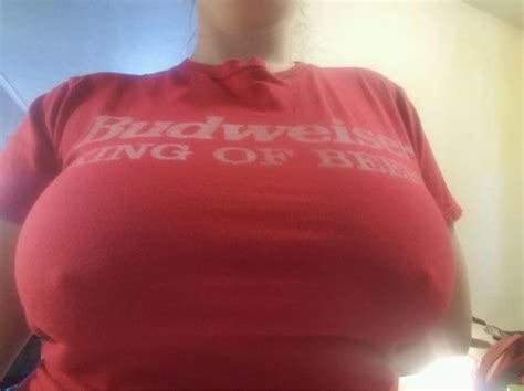 Pink Red Clothing Shoulder Joint Porn Pic