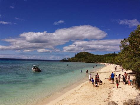 wanderlust iii lifou  caledonia