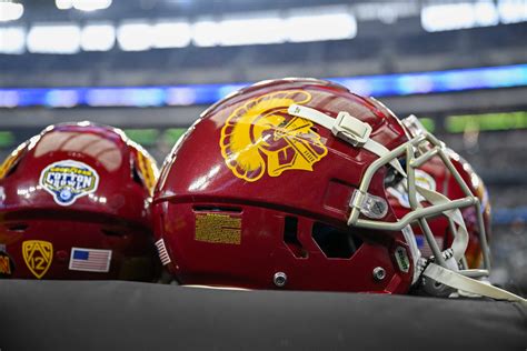 USC Football Scores Big: Top 2025 Linebacker Commits To Trojans, Boosts