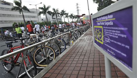 layanan parkir sepeda antara foto