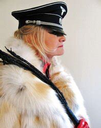 GRANNY LEATHER FETISH DOMINATRIX ZB Porn