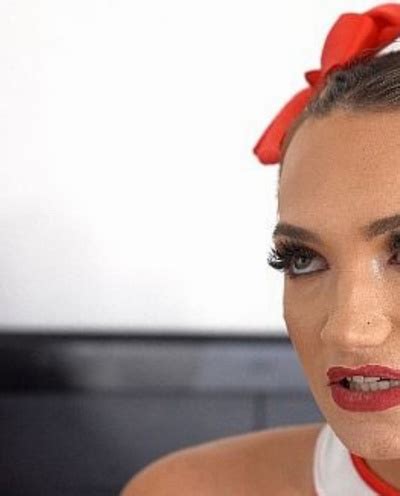 Mia Molotov Model Page XVIDEOS