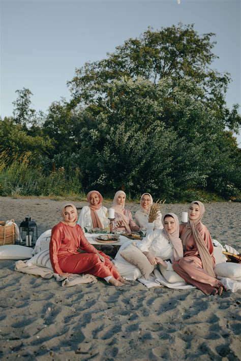 38235张natasha+steffens+nua矢量插画免费下载