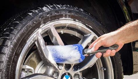 Best Wheel Cleaners for Cars - Hunter Games Magazine