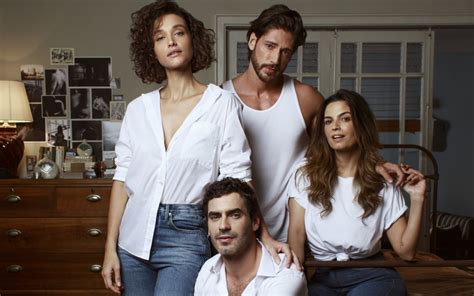 Filmes E Programas De Tv De Emanuelle Araujo - Netflix anuncia nova série nacional com Débora Nascimento e Emanuelle ...