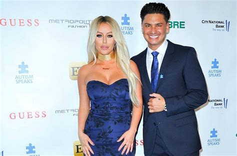 Jersey Shore: Family Vacation: Everything to Know About Pauly D and