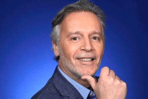 Jean Michel Maire vacances de l amour avec sa jeune chérie Jennifer Howe la photo HOT qui