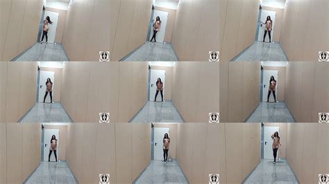 Walking Naked Public Videos XVIDEOS