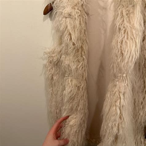 Dex Jackets Coats Nwt Dex Faux Fur Cream Nude Fuzzy Outer Vest With Pockets Boho Neutral