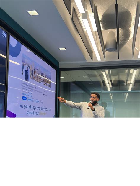 The Platform You Can't Afford to Ignore: How LinkedIn is Rewriting the Rules of Career Growth