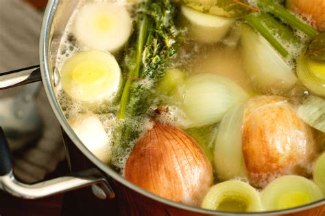 how to make chicken soup broth 3