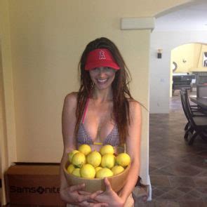 Lisalla Montenegro Naked Hot Private Pics Brazilian Model Showed Her Boobs Scandal Planet