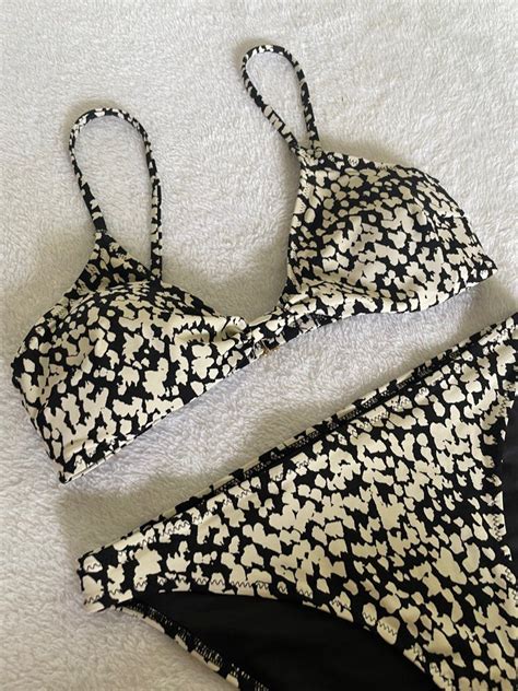 H M BIKINI SET Women S Fashion Swimwear Bikinis Swimsuits On Carousell