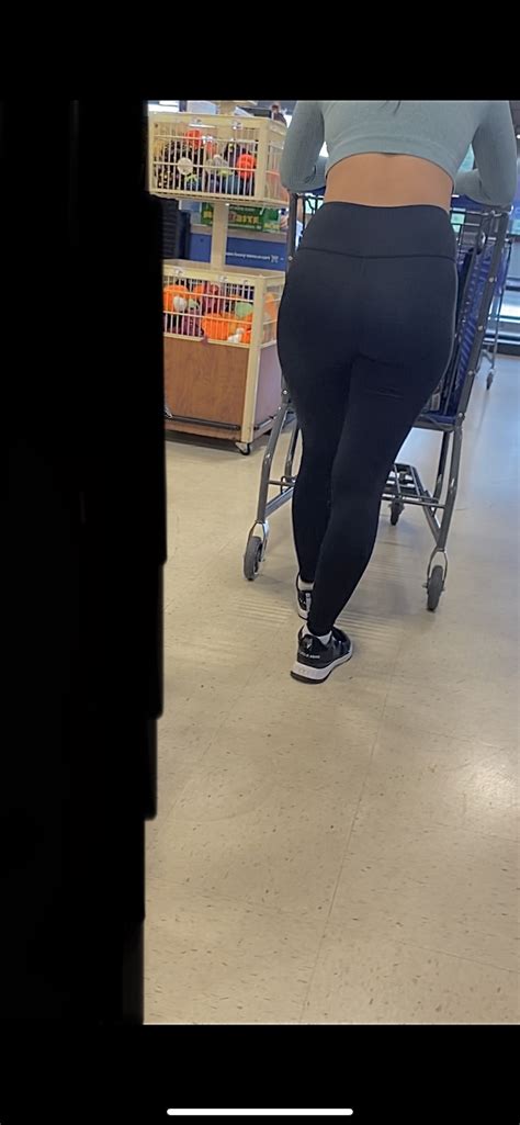 Perfect Latina Goddess In Black Leggings Pt Spandex Leggings Yoga Pants Forum