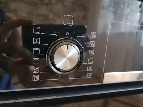 Встраиваемый духовой шкаф BOSCH HBJ577EB0R с функцией пиролиза ...