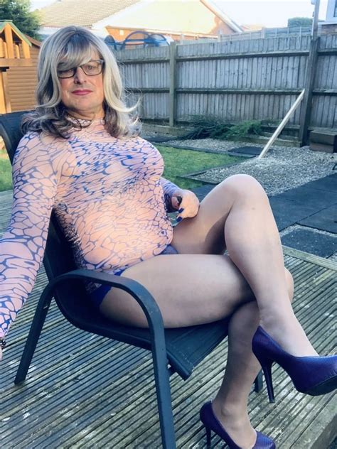 Amateur Crossdresser Kelly Cd In Pink And Blue Dress 23 Nude Pics XHamster