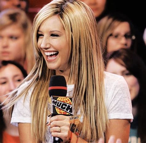 Ashley Tisdale Blonde Highlights