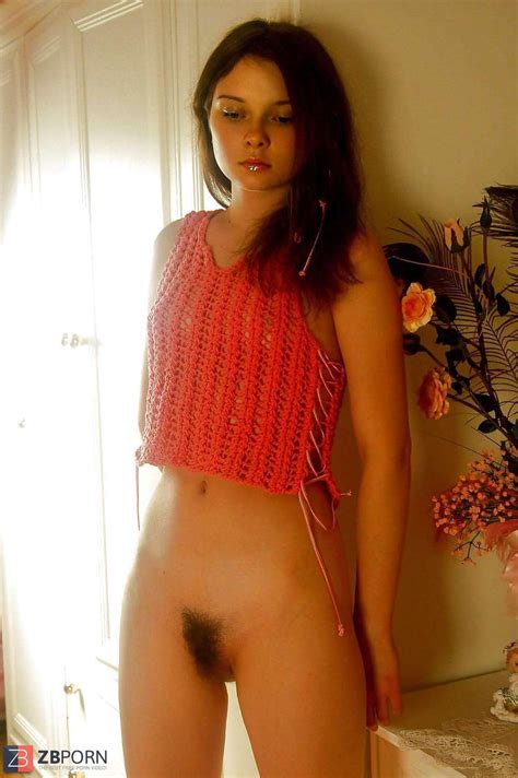 Bottomless Pubic Hair ZB Porn