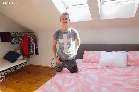 Boy Fun Performed By Oliver Morgenson Nude Pics CoedCherry