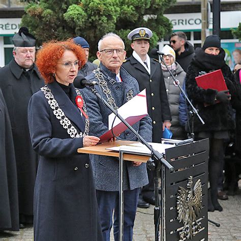 Winouj Cie Iswinoujscie Pl Historyczna Flaga Na Latarni Groch Wka